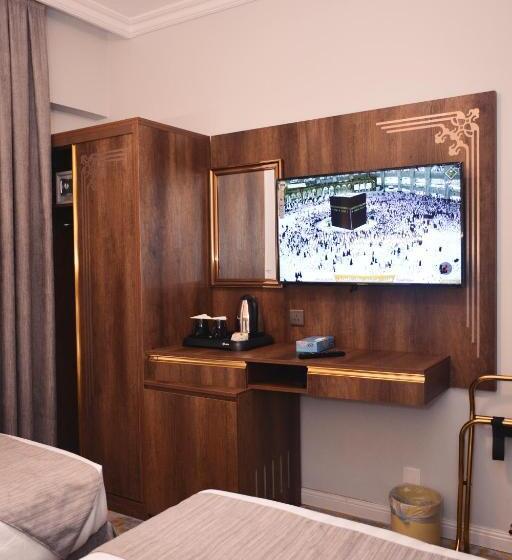 Трехместный Номер Deluxe, Dar Al Naem