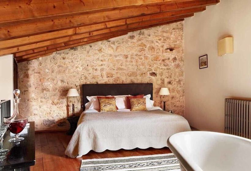 סוויטת סופריור, Mas De La Serra