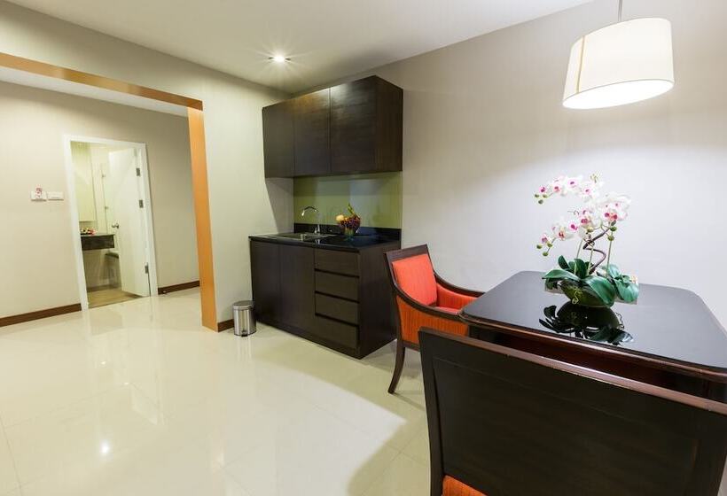 سوییت جونیور, Rayong City