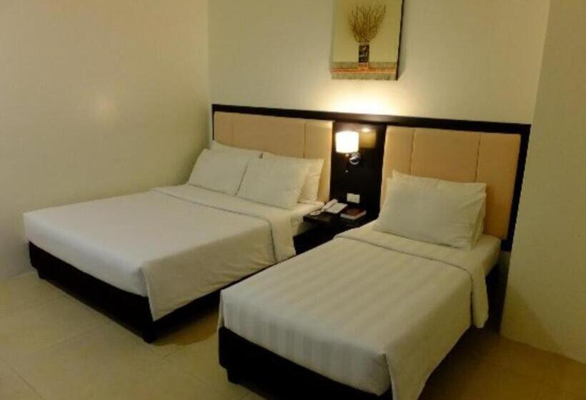 اتاق خانوادگی, Manhattan Suites Inn