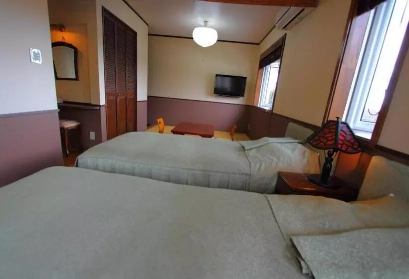 スタンダード４人部屋, Scotch Court