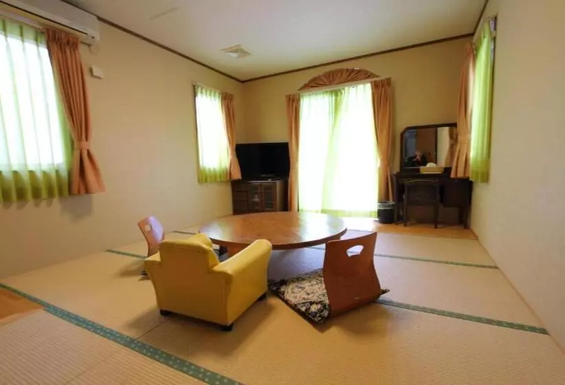 スタンダード４人部屋, Scotch Court