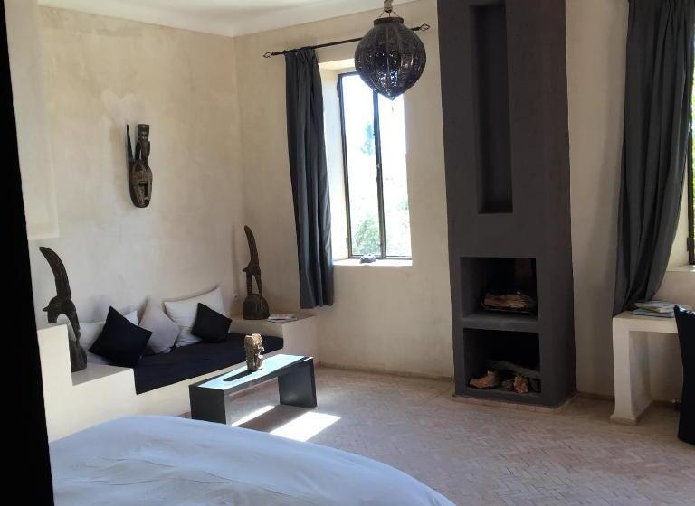 سوییت جونیور, The Capaldi Hotel, Restaurant & Spa