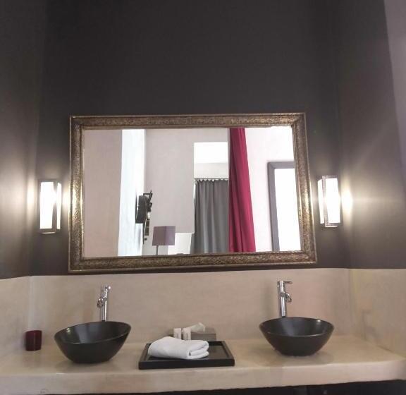 Полулюкс, The Capaldi Hotel, Restaurant & Spa