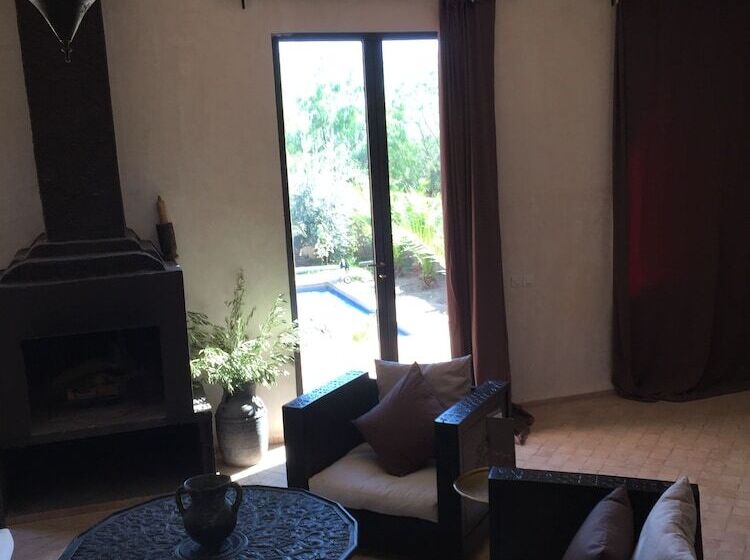 سوییت لوکس, The Capaldi Hotel, Restaurant & Spa