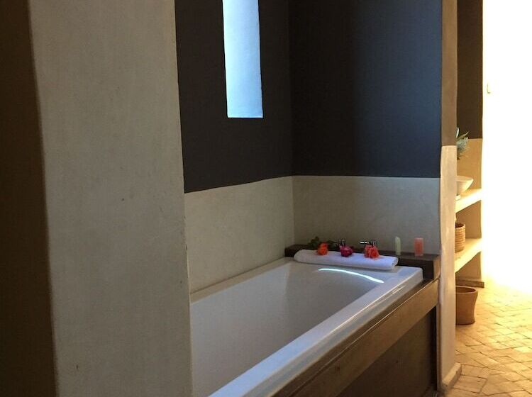 اتاق پرستیژ, The Capaldi Hotel, Restaurant & Spa