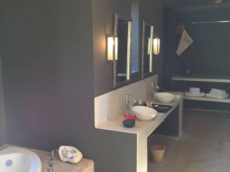 اتاق استاندارد, The Capaldi Hotel, Restaurant & Spa