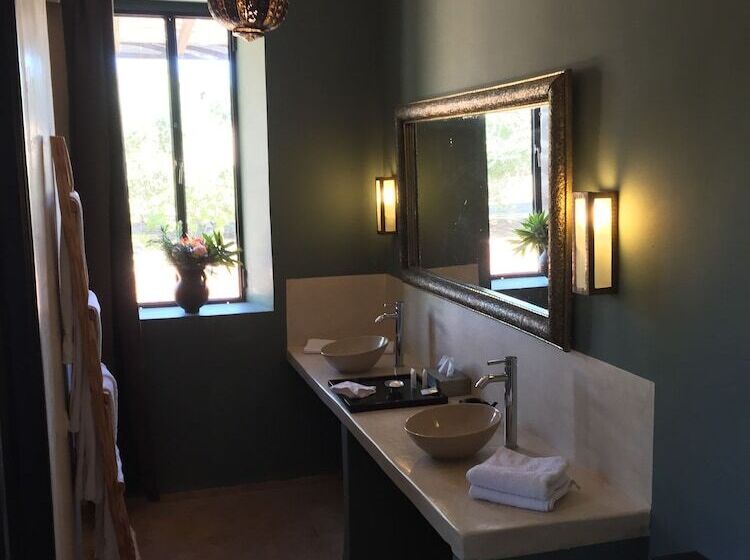 Номер Стандарт, The Capaldi Hotel, Restaurant & Spa