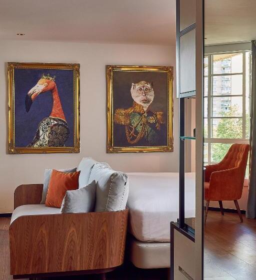 주니어 스위트, The Level At Melia White House