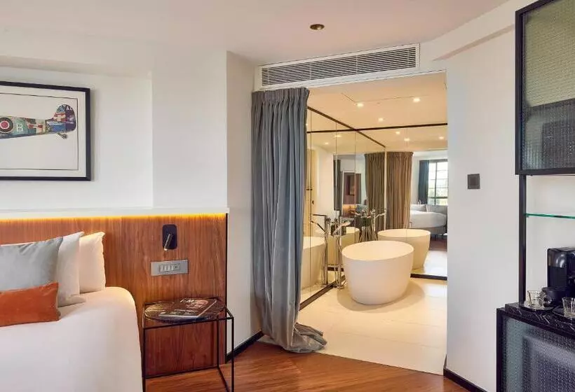 スイート, The Level At Melia White House