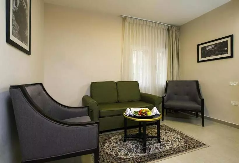 Perhehuone, The Sephardic House Hotel In The Jewish Quarter