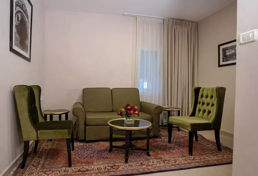 Perhehuone, The Sephardic House Hotel In The Jewish Quarter