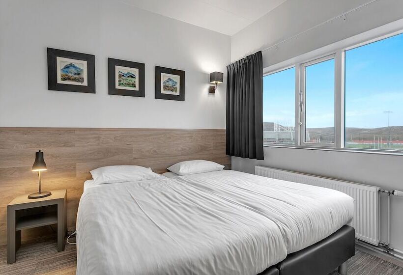 اتاق اکونومی, Vellir