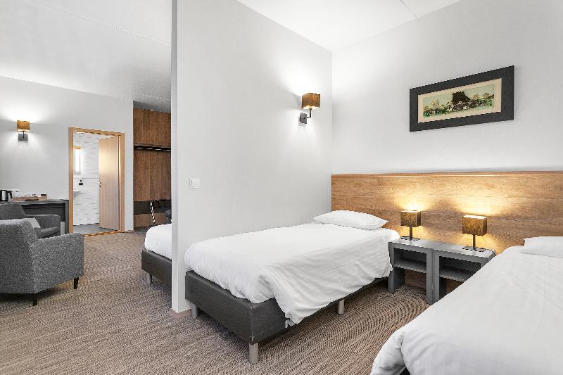 اتاق استاندارد سه نفره, Vellir