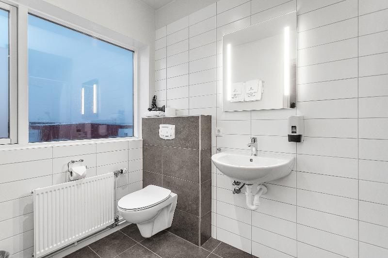 اتاق استاندارد سه نفره, Vellir