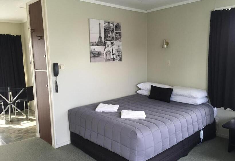 Студия Стандарт, North End Motel