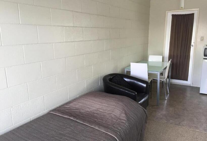 Апартаменты 1 Спальня, North End Motel