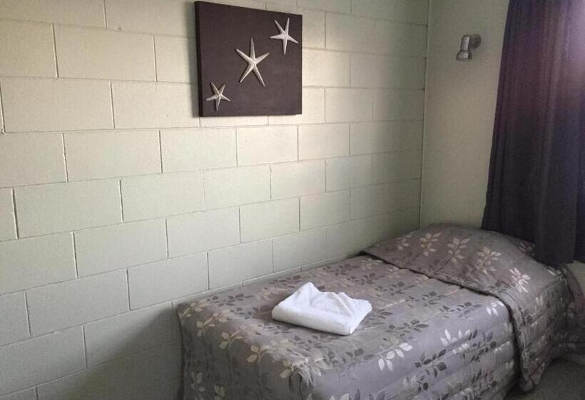 Апартаменты 2 Спальни, North End Motel