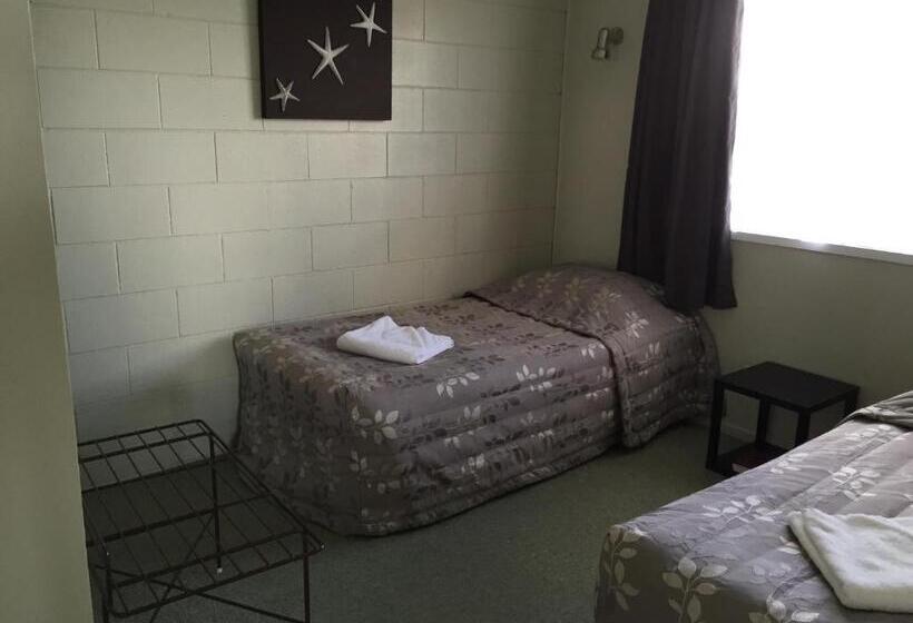 דירת שני חדרים, North End Motel