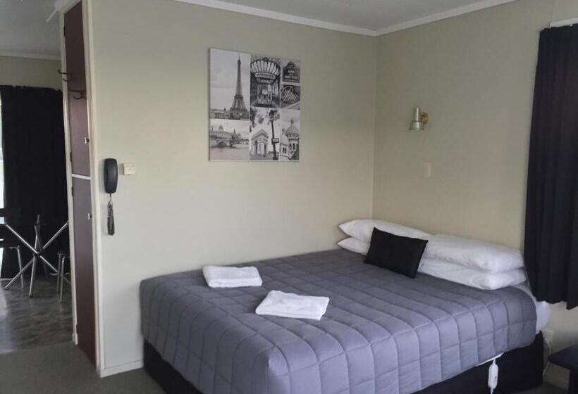 Студия Стандарт, North End Motel