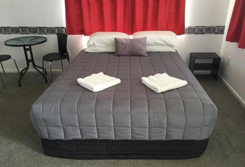 Студия Стандарт, North End Motel