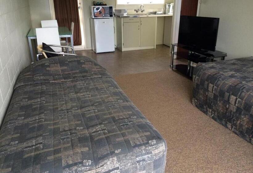 Апартаменты 1 Спальня, North End Motel