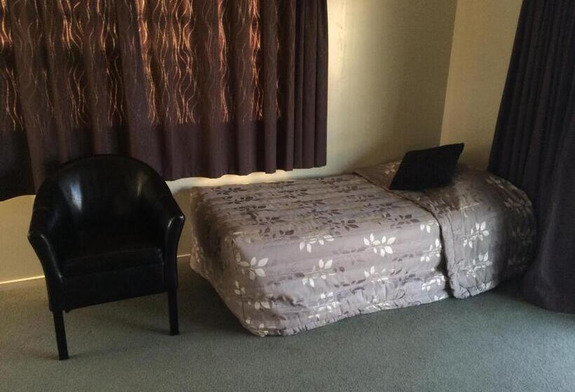 דירת שני חדרים, North End Motel