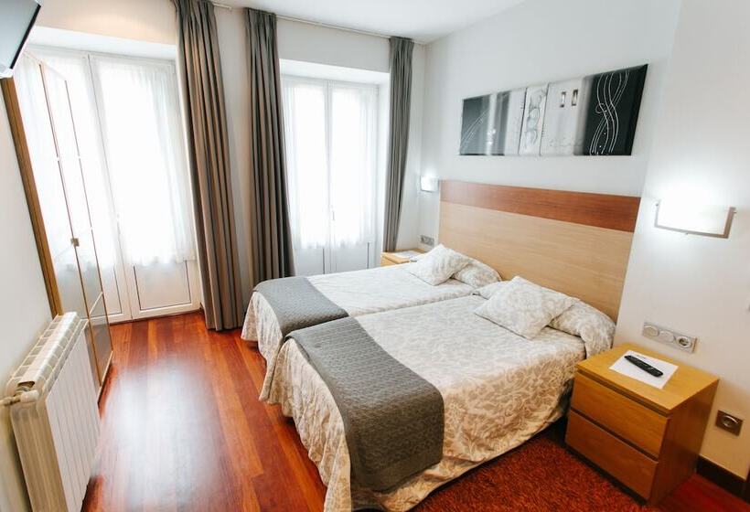 スタンダードルーム, Hostal San Sebastian Centro