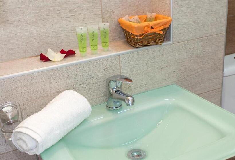 デラックススタジオ, Oasis Exclusive