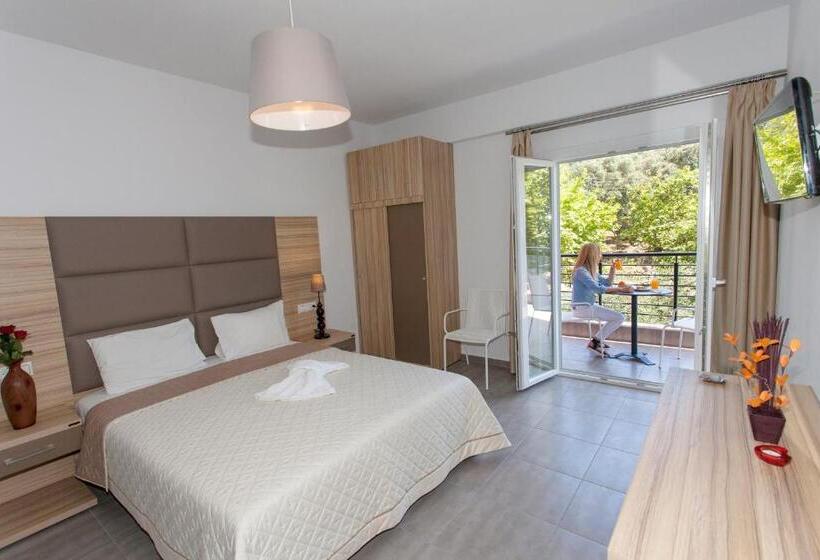 Студия Deluxe, Oasis Exclusive