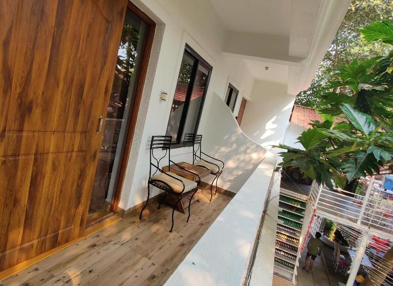 总统套房, Wtf My House