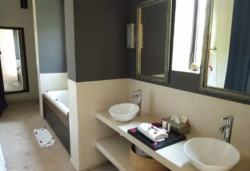 اتاق پرستیژ, The Capaldi Hotel, Restaurant & Spa