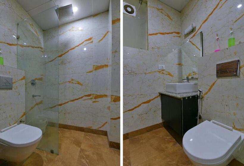 バルコニー付きデラックスルーム, Fortune Inn By F9 Hotels