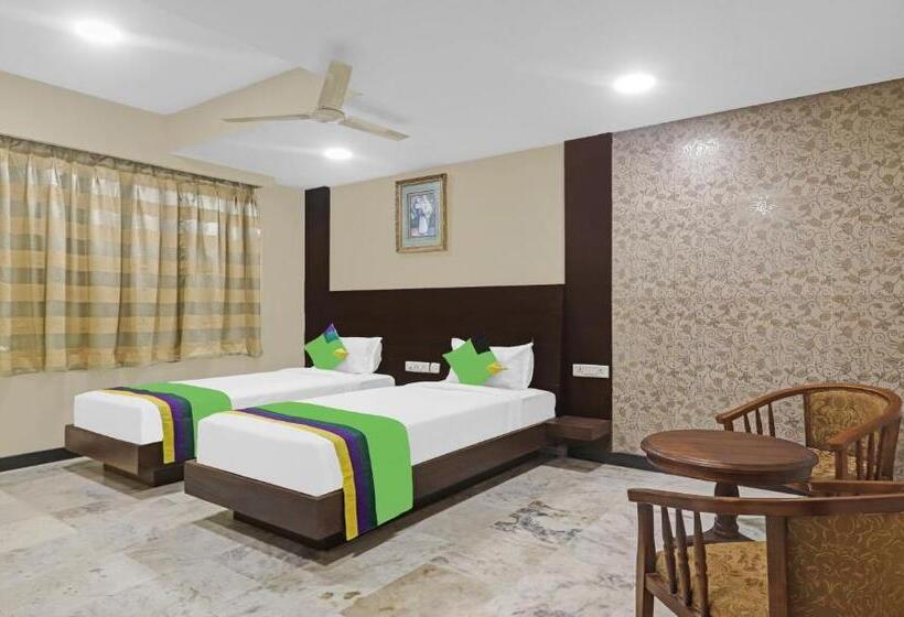 デラックスルーム, Syn Elite Residency