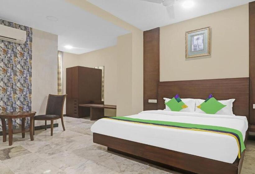 デラックスルーム, Syn Elite Residency