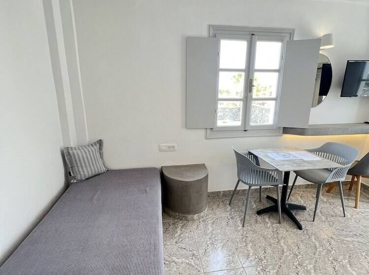 스탠다드 스튜디오, White Lily Suites & Lofts Adults Only 16 Plus