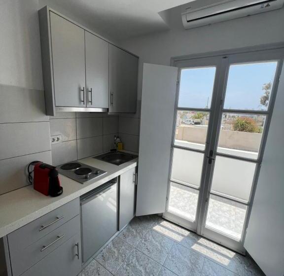 스탠다드 스튜디오, White Lily Suites & Lofts Adults Only 16 Plus