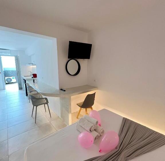 스탠다드 룸, White Lily Suites & Lofts Adults Only 16 Plus