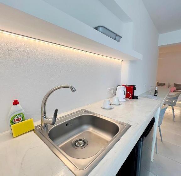 스탠다드 룸, White Lily Suites & Lofts   Adults Only 16 Plus