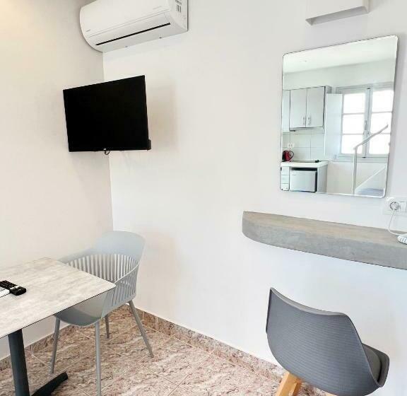 스탠다드 룸 바다 전망, White Lily Suites & Lofts Adults Only 16 Plus