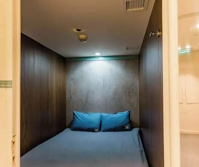 کابین, Sleep  N Fly Sleep Lounge, D Gates Terminal 1   Transit Only