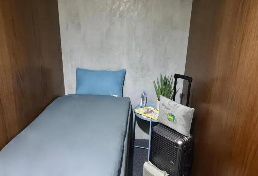 اتاق استاندارد یک نفره, Sleep  N Fly Sleep Lounge, D Gates Terminal 1   Transit Only