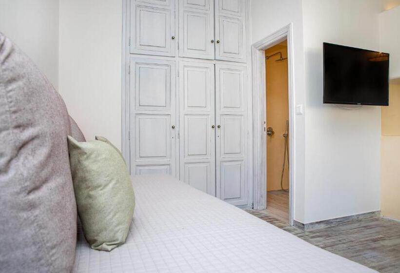 غرفة قياسية رباعية, Crystal Dreams