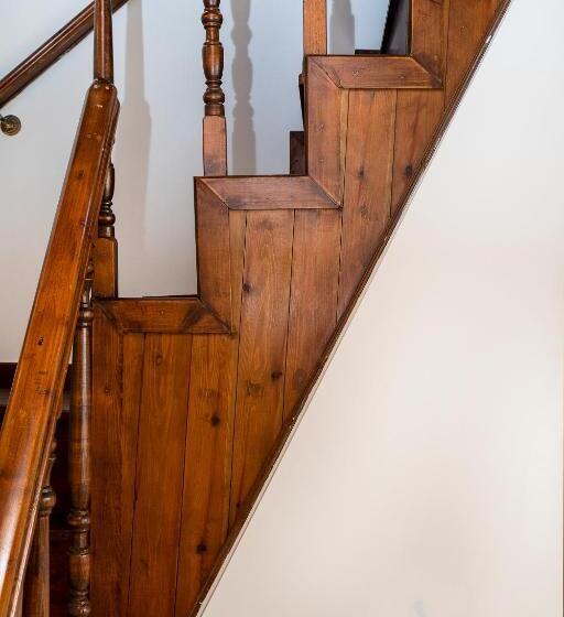 جناح جونيور مزوَّد بحمام سباحة, Crystal Dreams