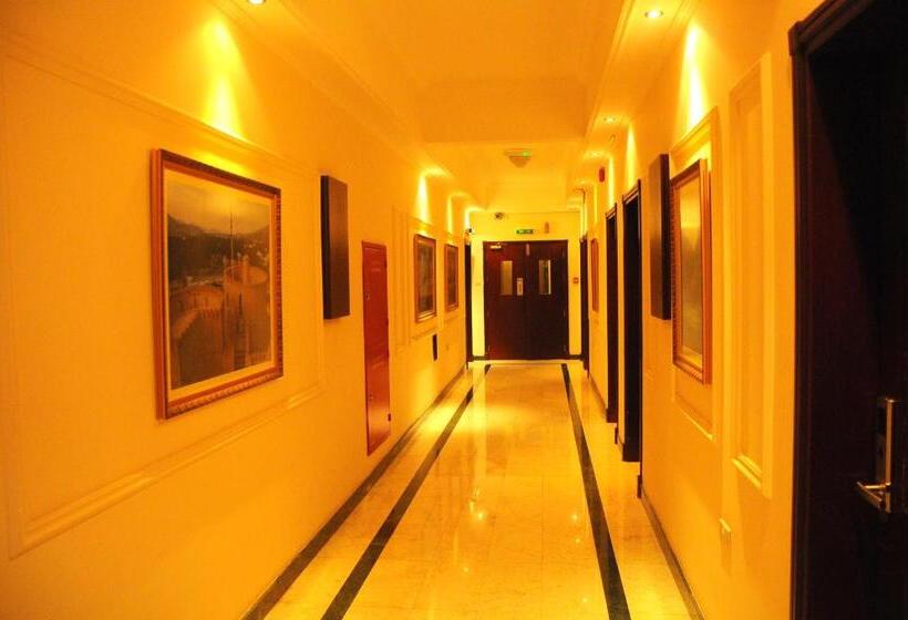 Deluxe Suite King Bed, Summersands