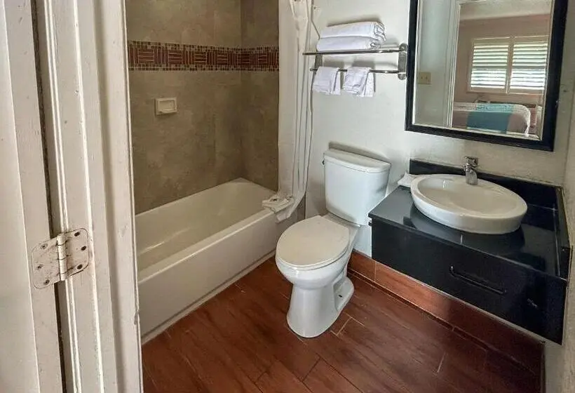 Standard-huone King-vuode, Studio 6 Ontario Ca Convention Center Airport