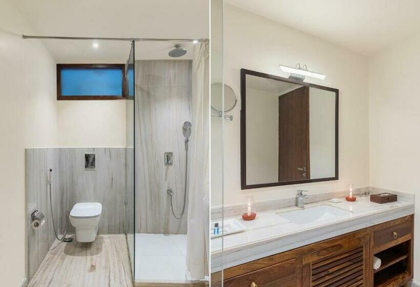 스탠다드 룸 킹사이즈 침대, Aranya Vilas   A Nature Resort