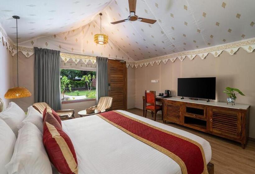 스탠다드 룸 킹사이즈 침대, Aranya Vilas   A Nature Resort