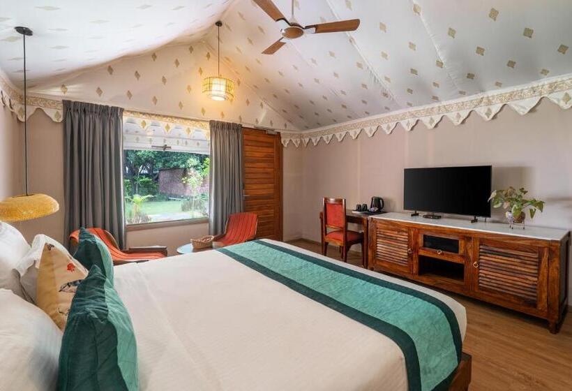 스탠다드 룸 킹사이즈 침대, Aranya Vilas   A Nature Resort