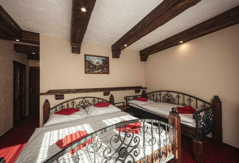 اتاق استاندارد سه تخته با بالکن, Penzion Katarina